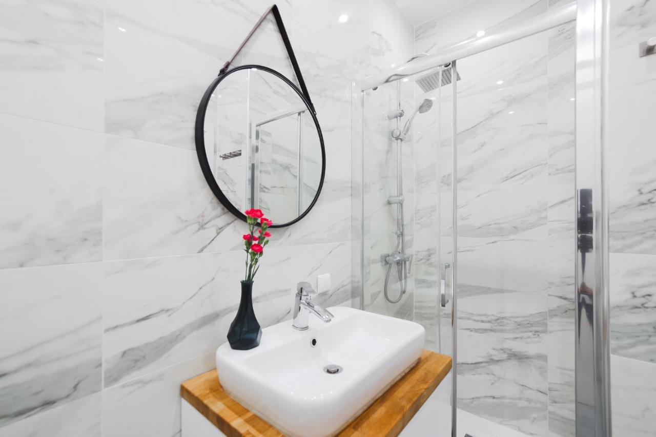 Hello Apartments Chlebnicka กดัญสก์ ภายนอก รูปภาพ